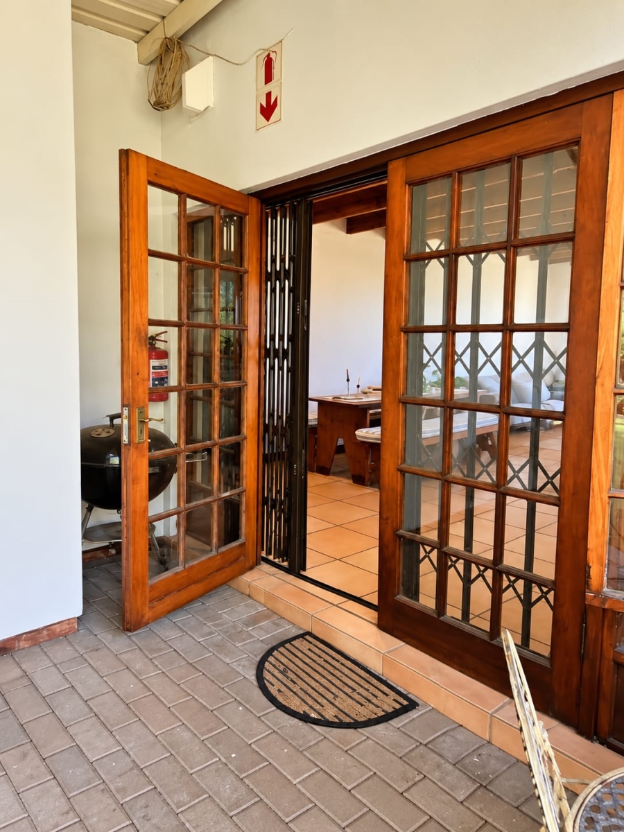 To Let 1 Bedroom Property for Rent in Melodie North West